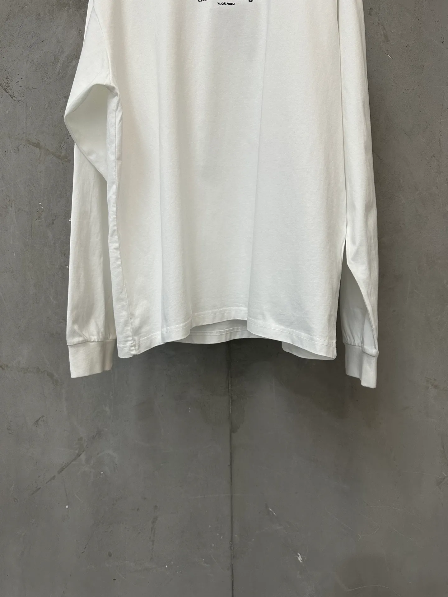 ￼ 150 Alexander wang ss 26 logo T : 16 g 32S 1*1 Same Style Color: White Size: XS S M L XL